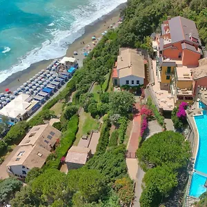Leopold Hotel Moneglia